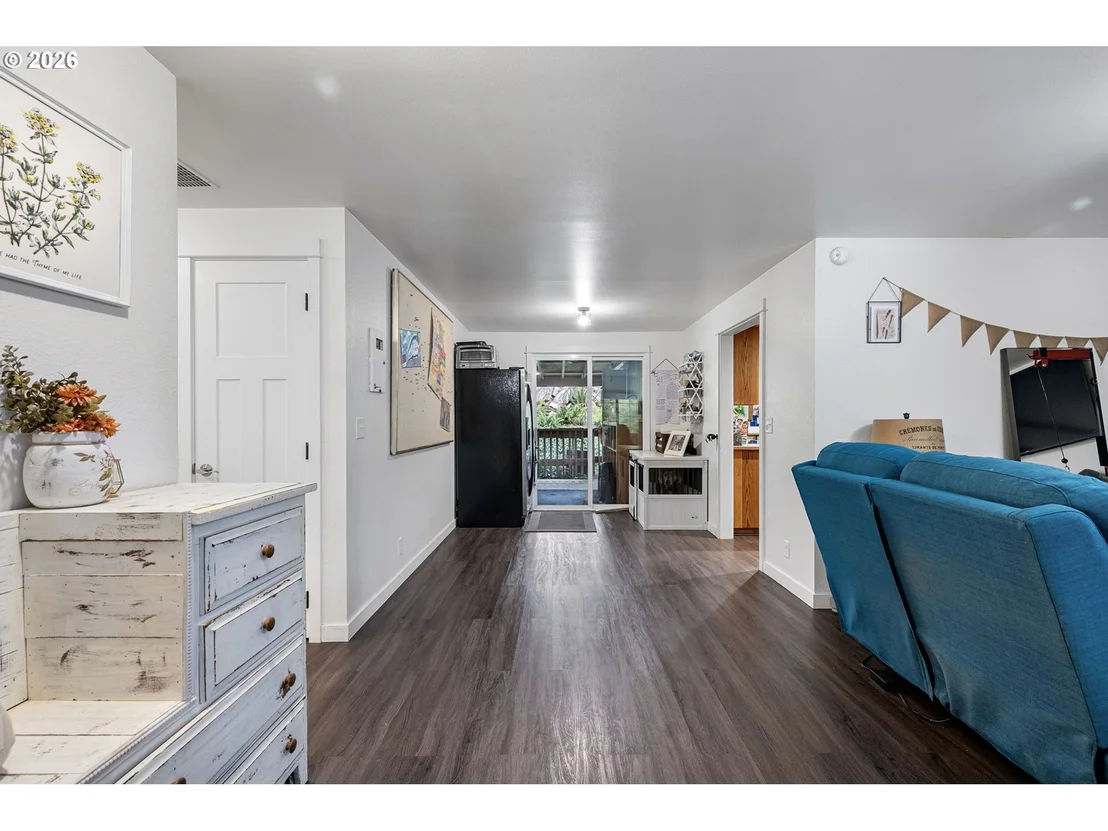 Photo of 39066 CARR TRAIL RD