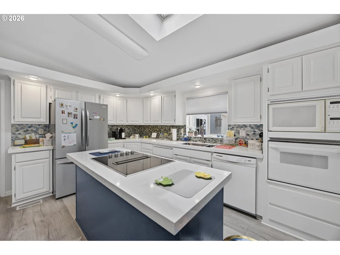 Photo of 438 SHERWOOD LOOP