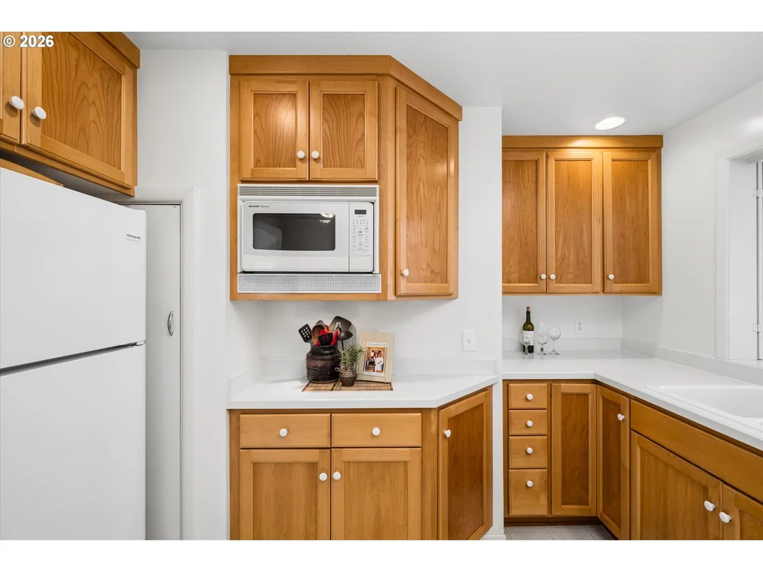 Photo of 190 W 36TH AVE