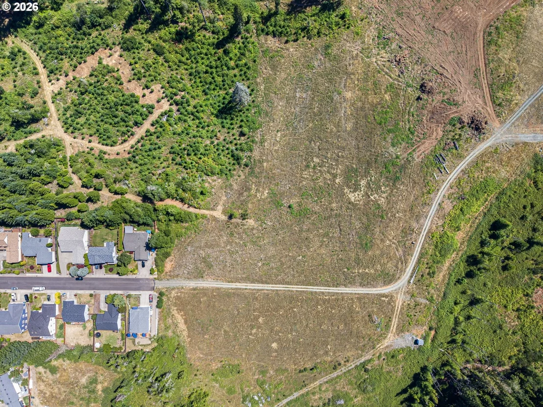 Photo of 0 000 Ibsen AVE