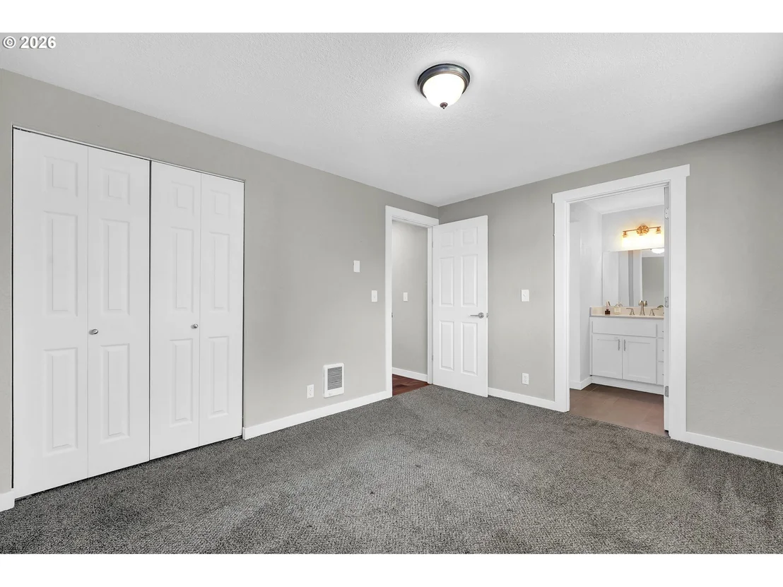 Photo of 326 38TH PL