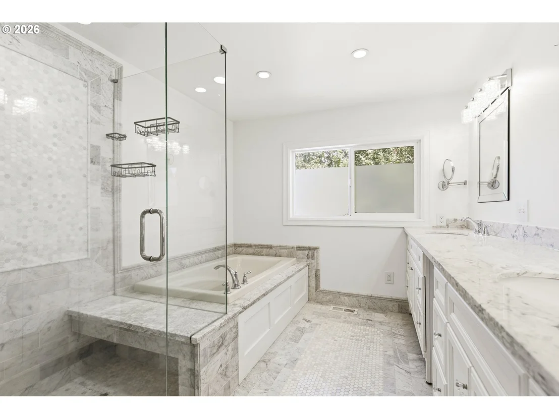 Photo of 1241 DIVISION ST