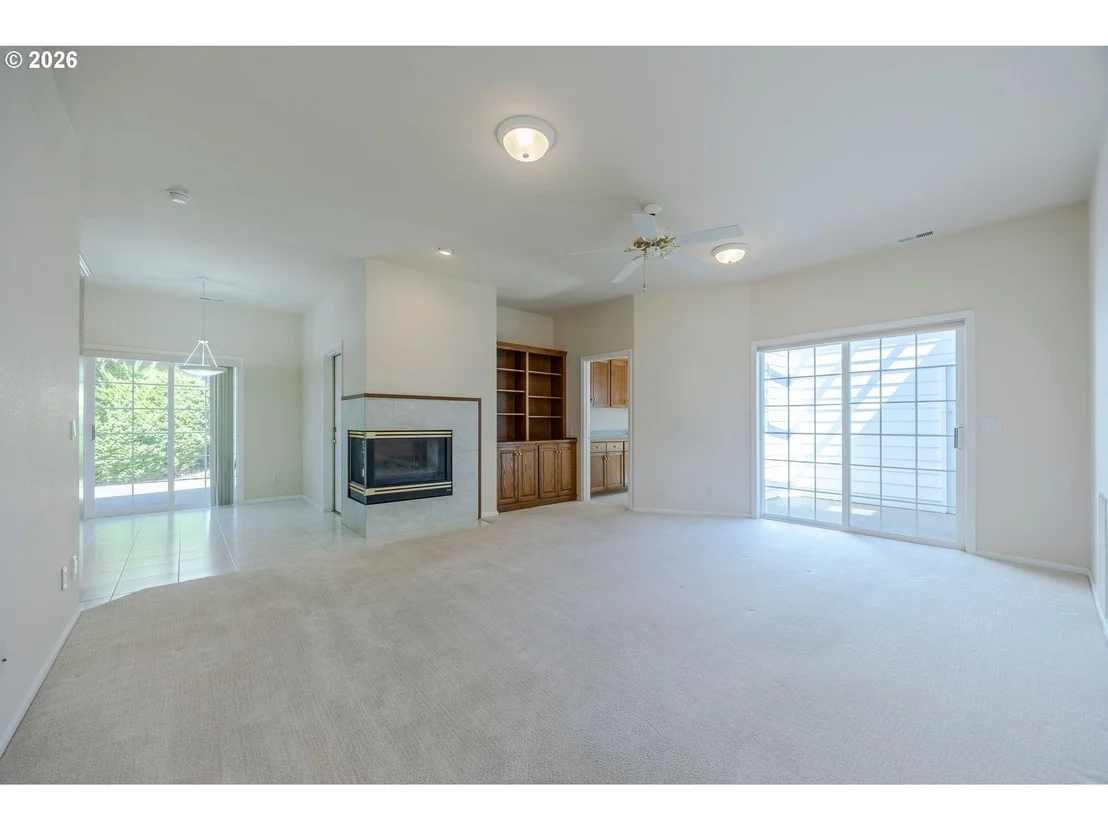Photo of 3279 Lakemont DR