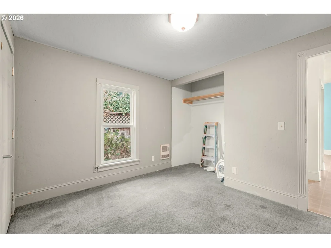 Photo of 482 S 4TH ST