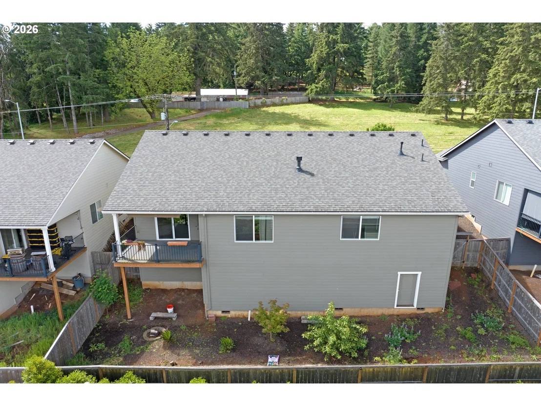 Photo of 2005 DAVIS RD S