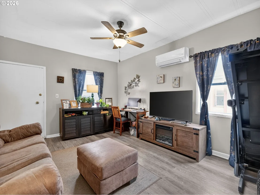 Photo of 515 SE 4TH ST