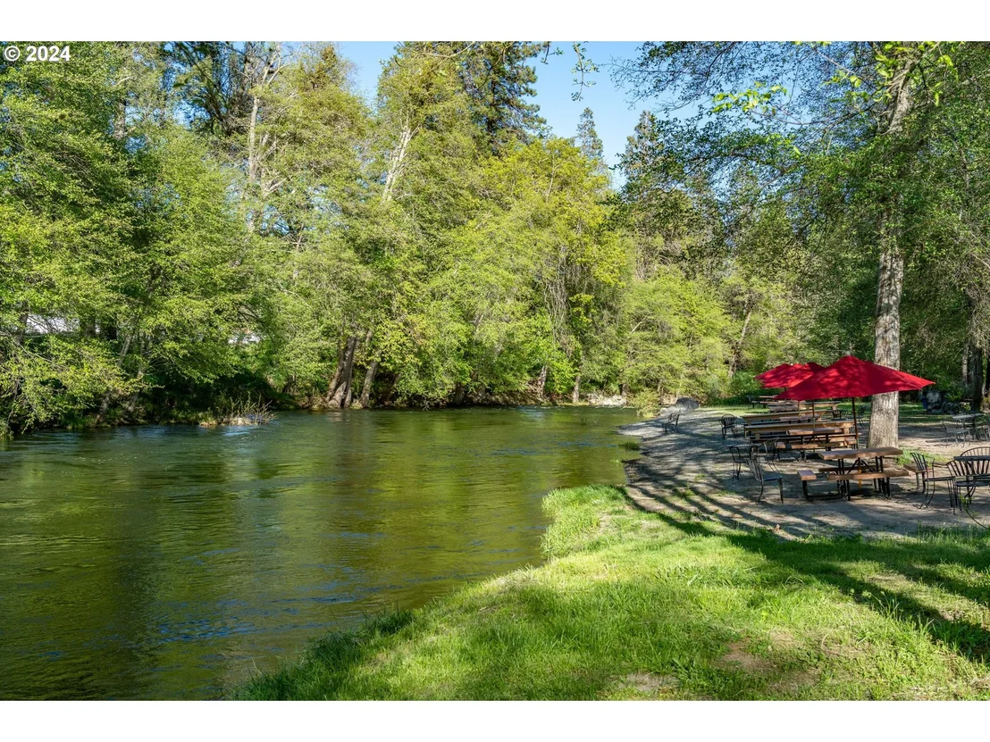 Photo of 11777 Highway 238