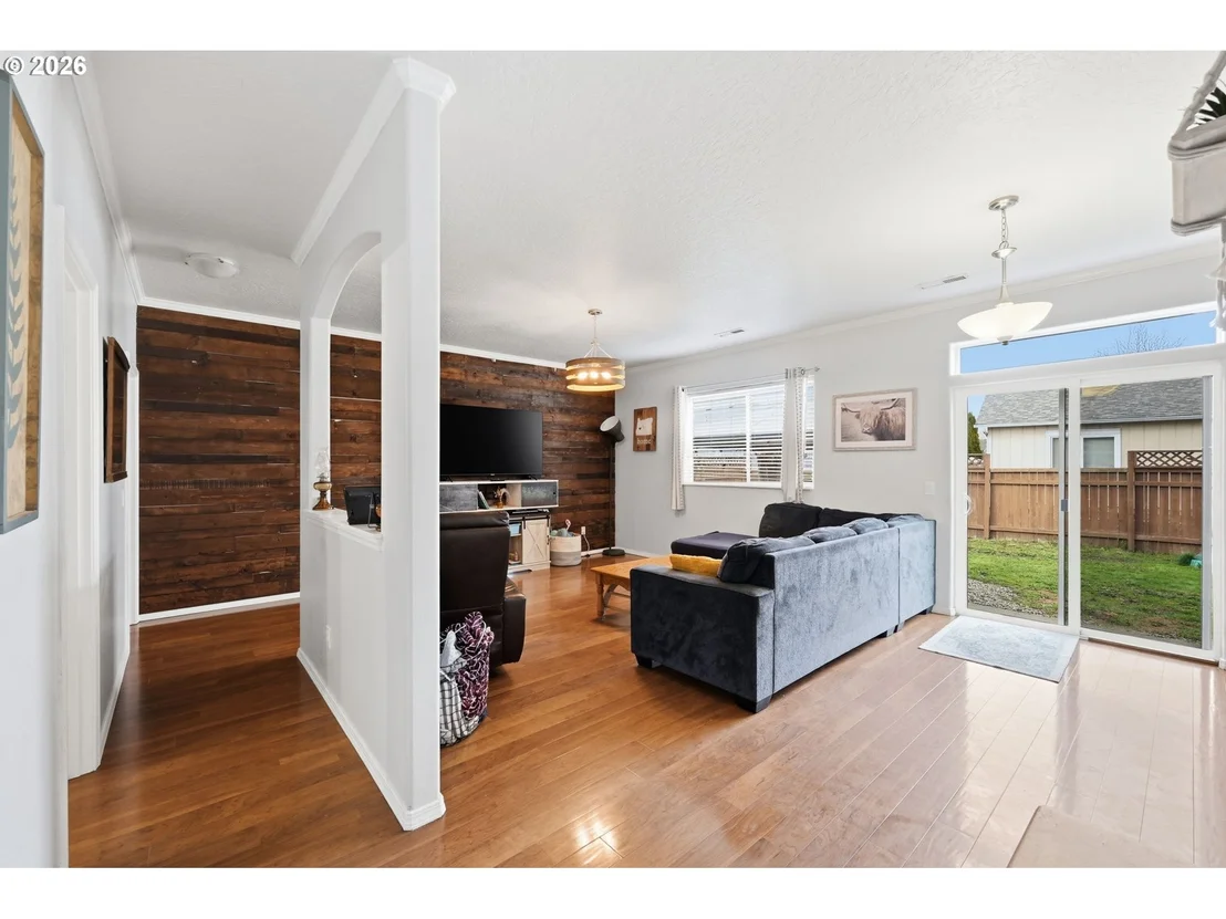 Photo of 3717 RIVIERA