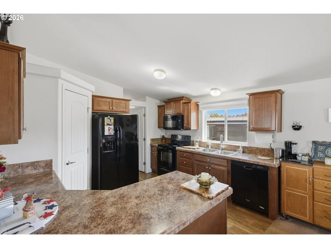 Photo of 2990 KNOTT TER