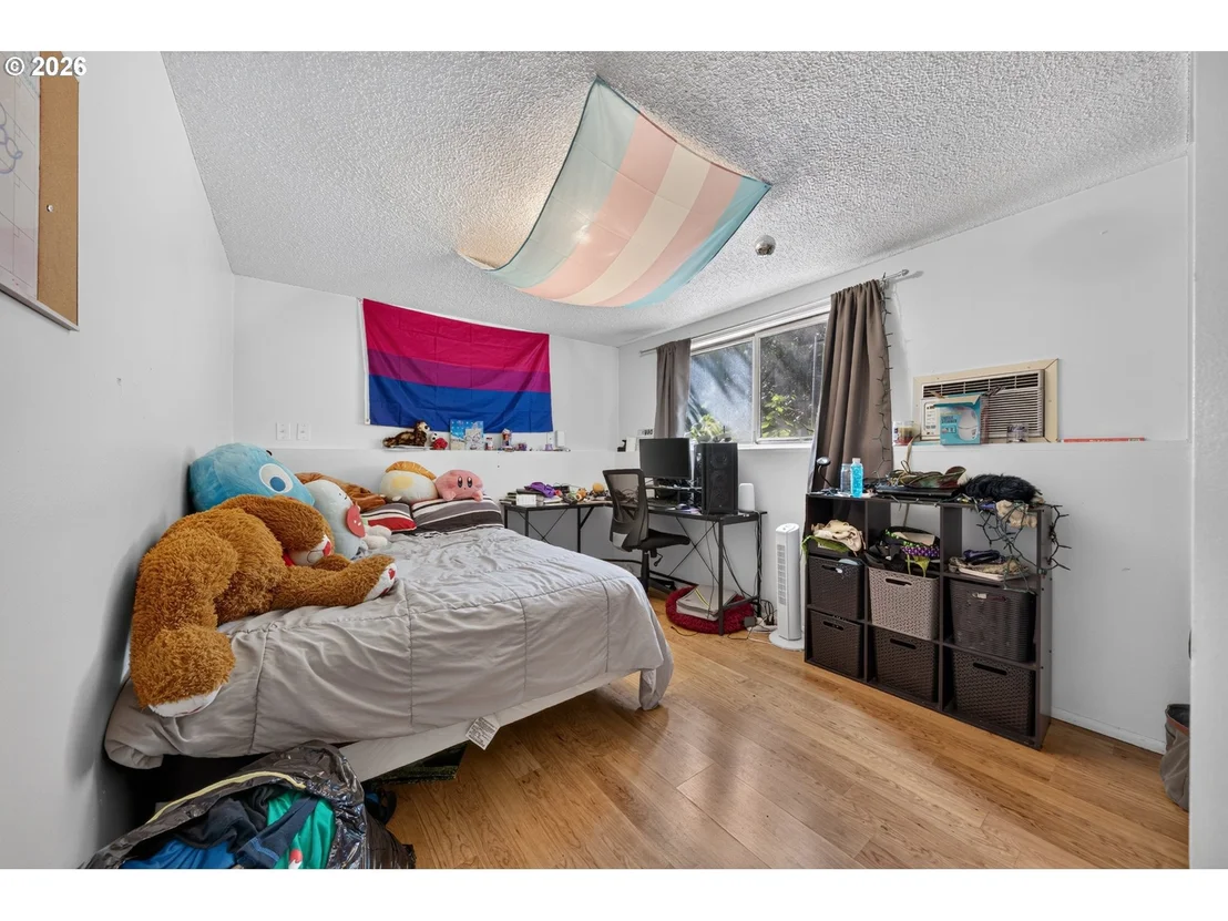 Photo of 390 HUNINGTON AVE