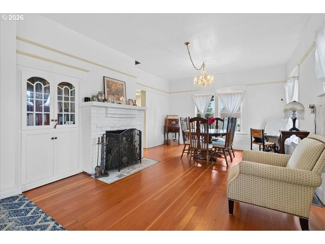 Photo of 935 SPRINGHILL DR
