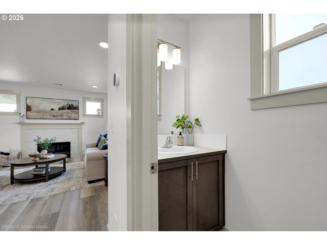 Photo of Unit 20 at 545 Mountaingate DR