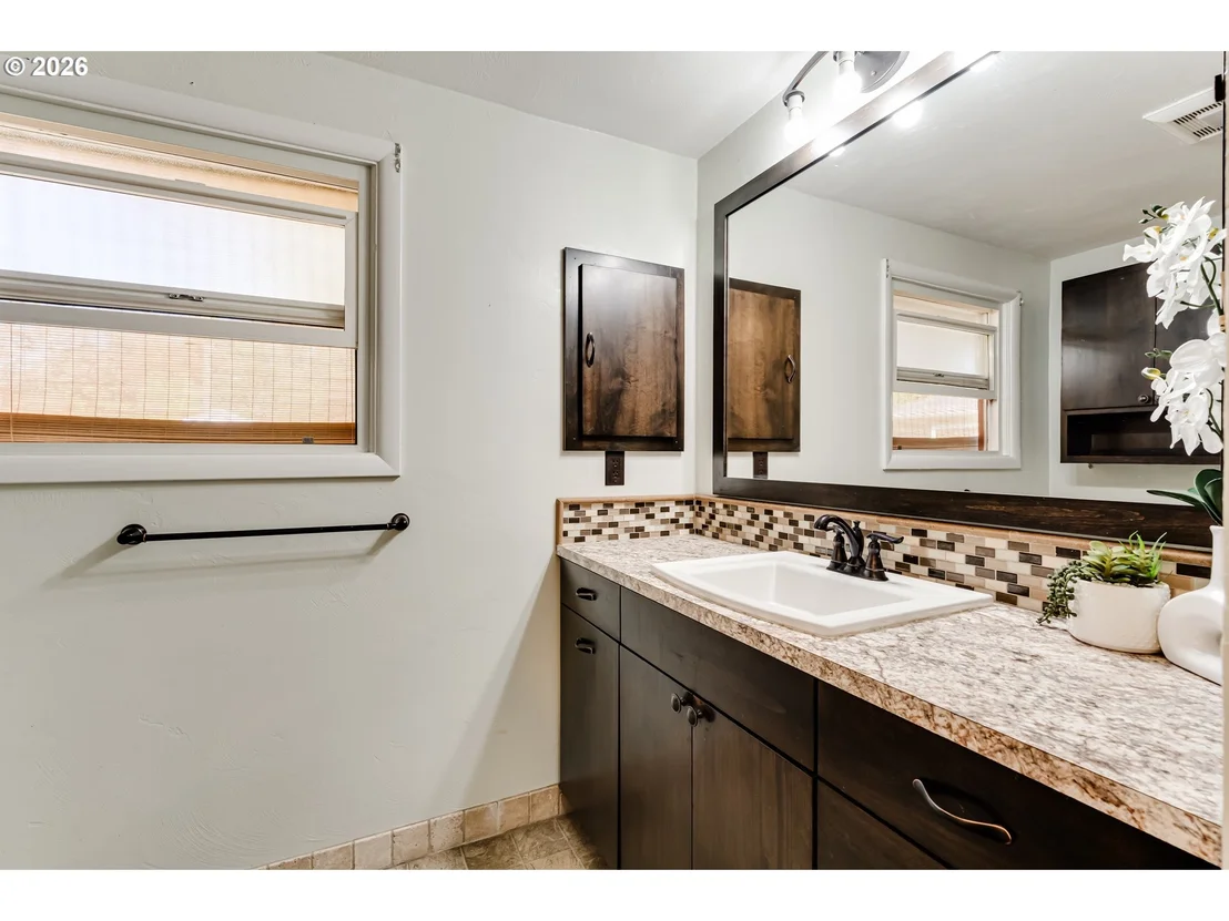 Photo of 280 REGAL CT