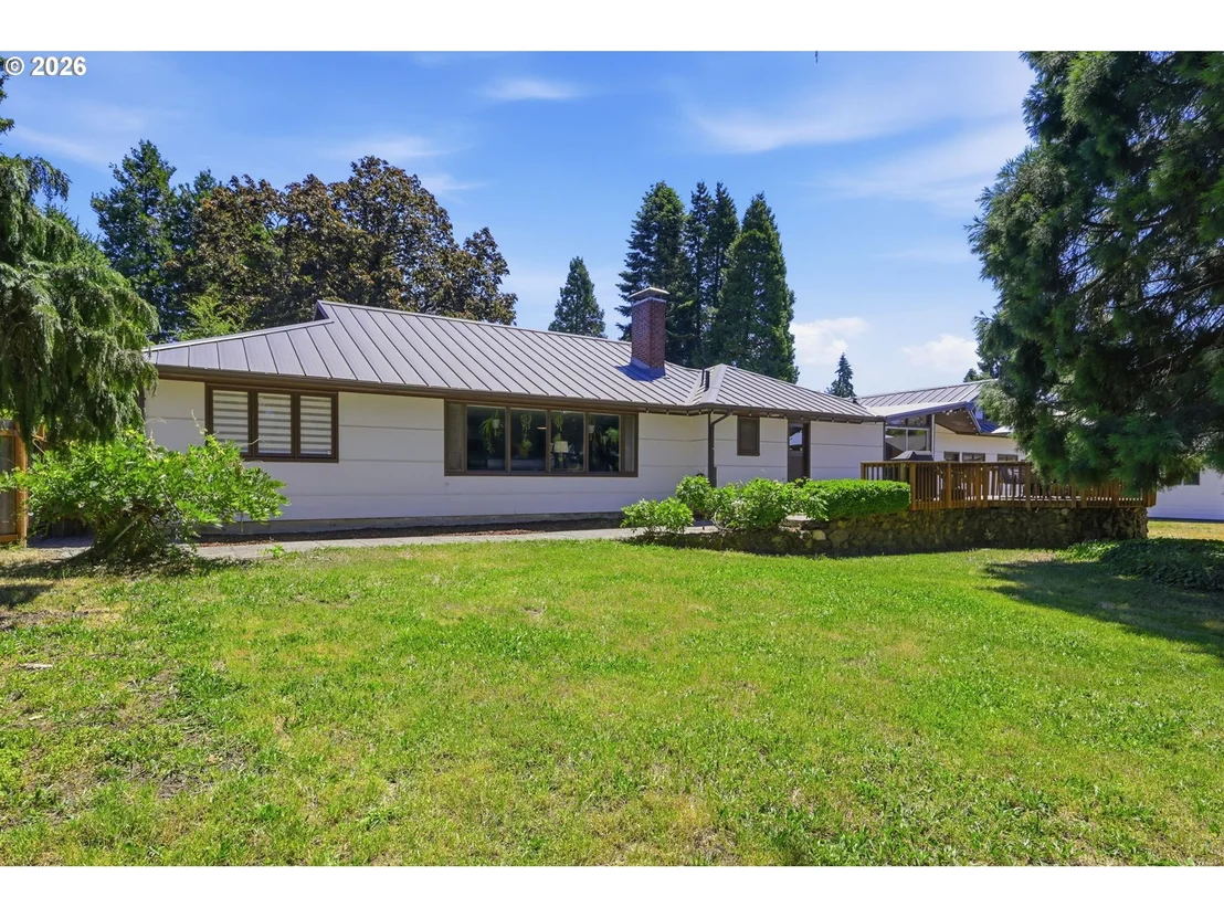 Photo of 110 CORLISS LN