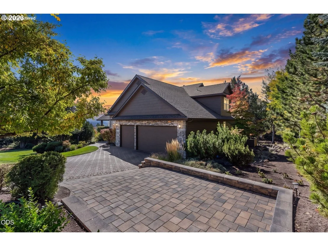 Photo of 1154 NW REDFIELD CIR