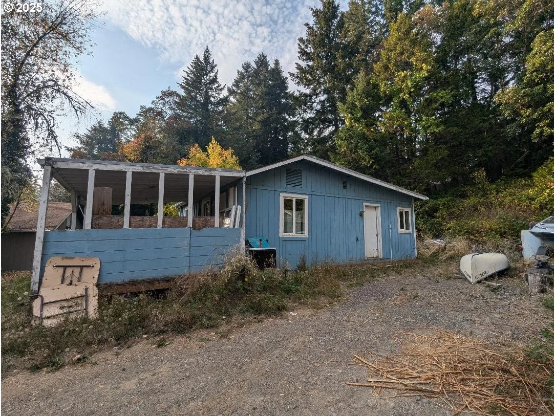 Photo of 48391 ROBERTS RD
