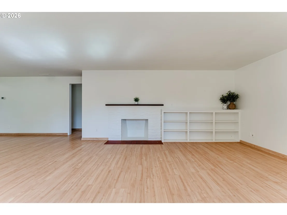 Photo of 280 REGAL CT
