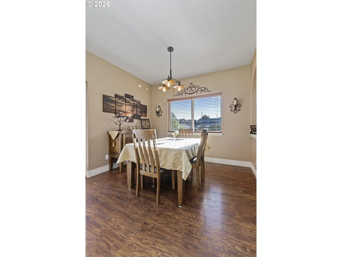 Photo of 997 KRISTA LN