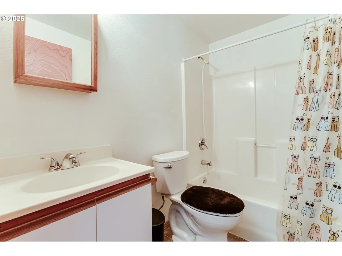 Photo of 112 LEA AVE