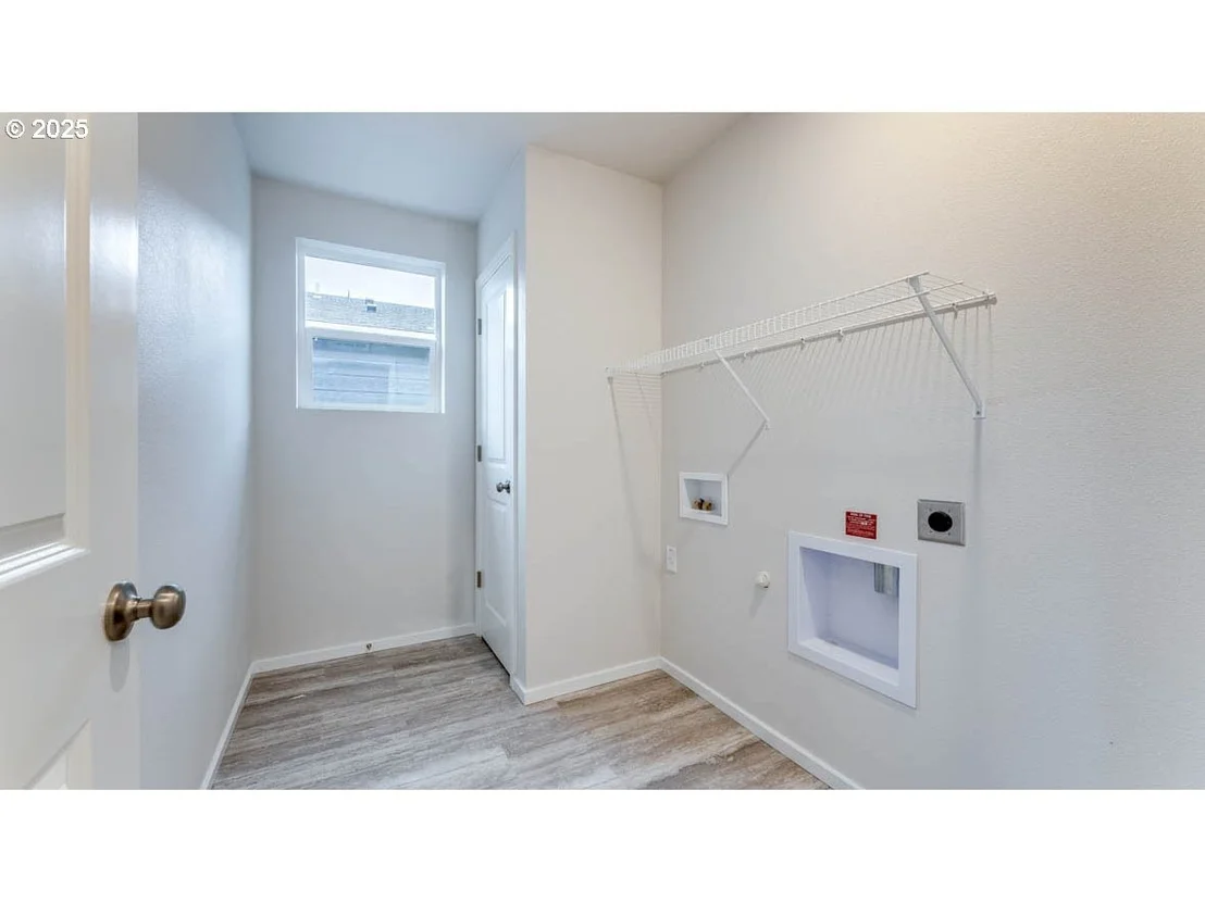 Photo of 4969 Dilling AVE NE