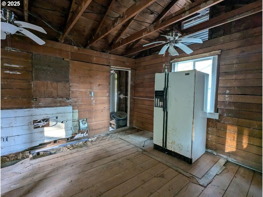 Photo of 48391 ROBERTS RD
