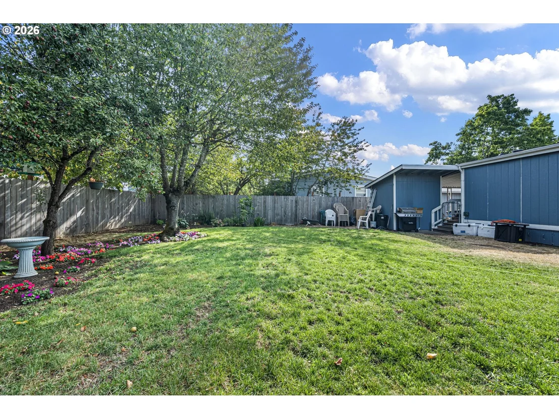 Photo of 518 SCOTTS GLEN DR