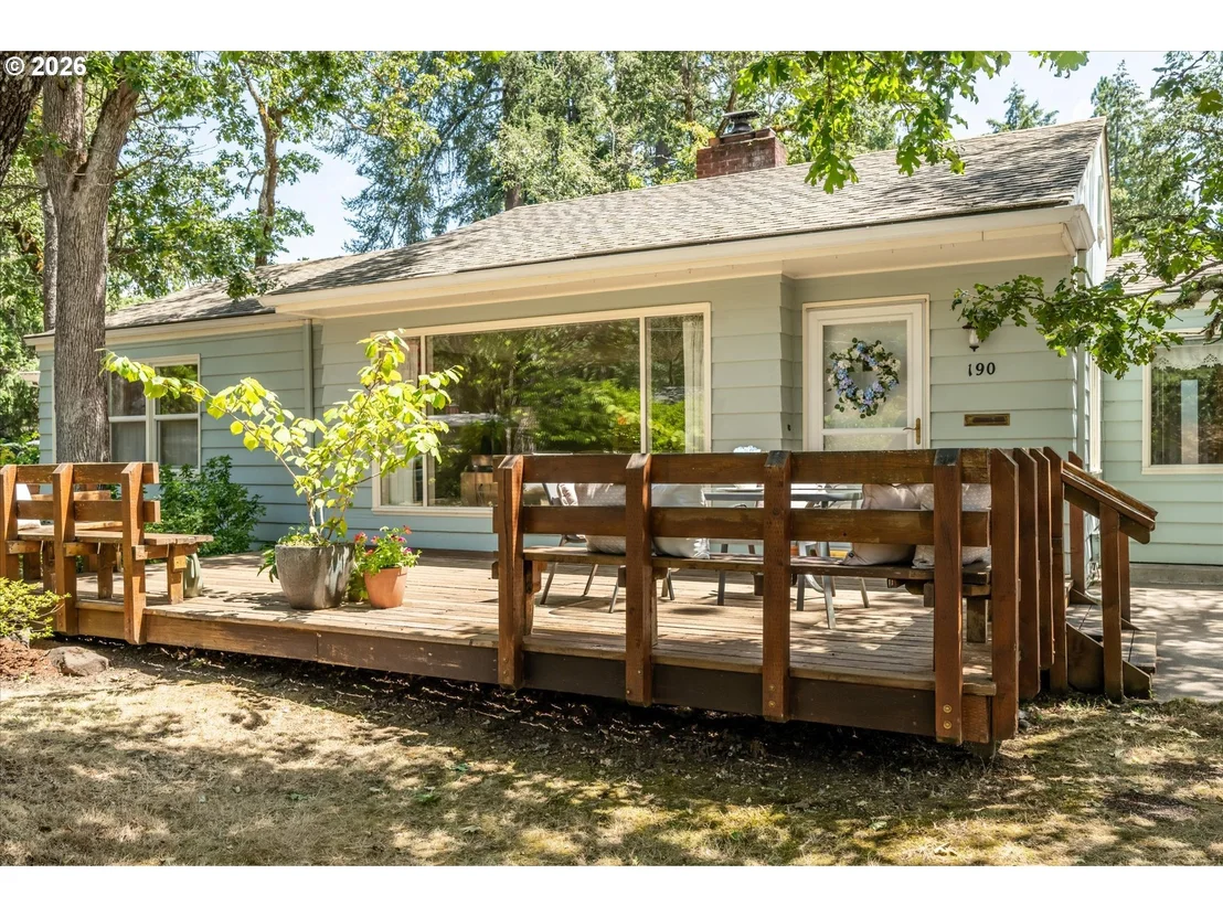 Photo of 190 W 36TH AVE