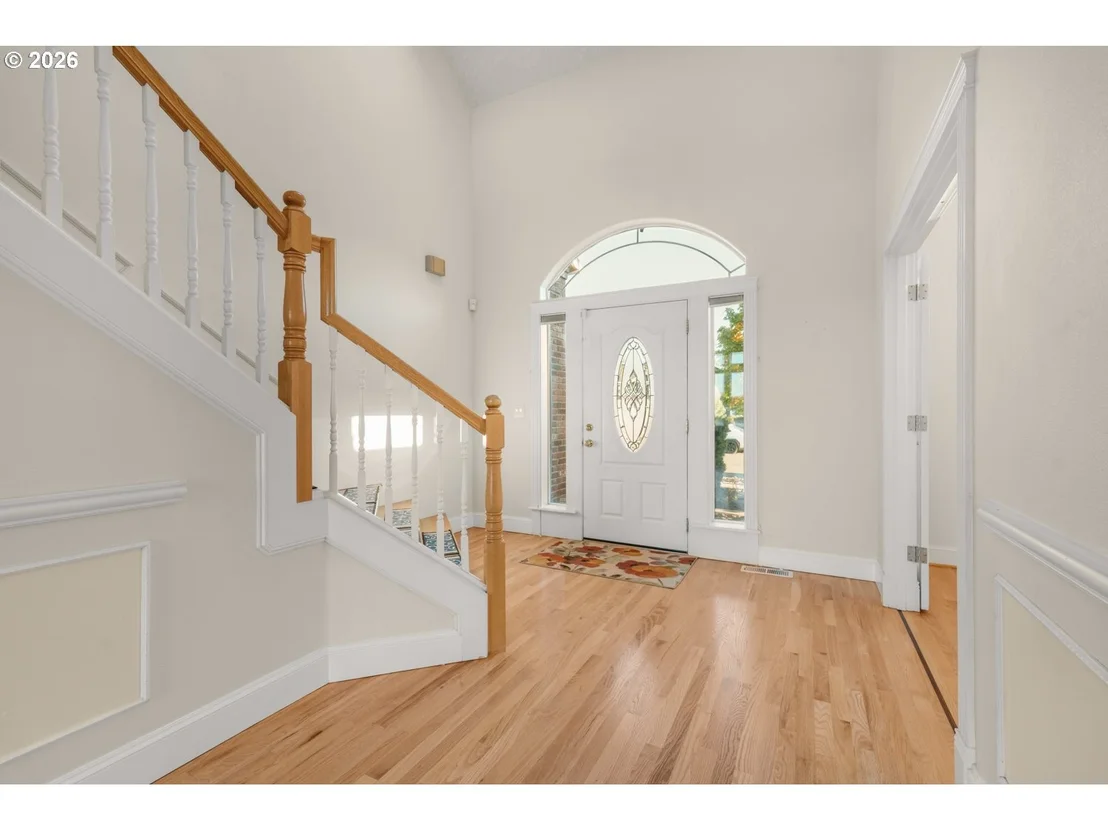 Photo of 21223 NE SHORE DR