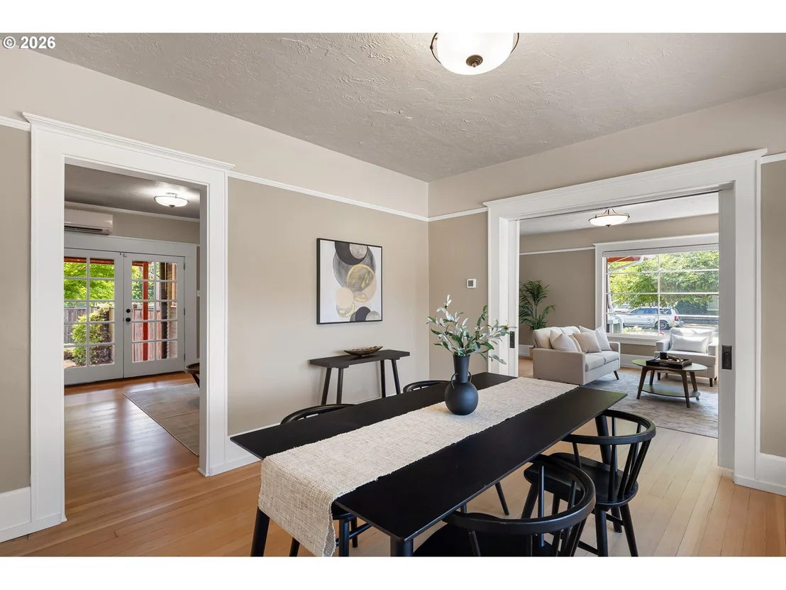Photo of 199 SANTA CLARA AVE