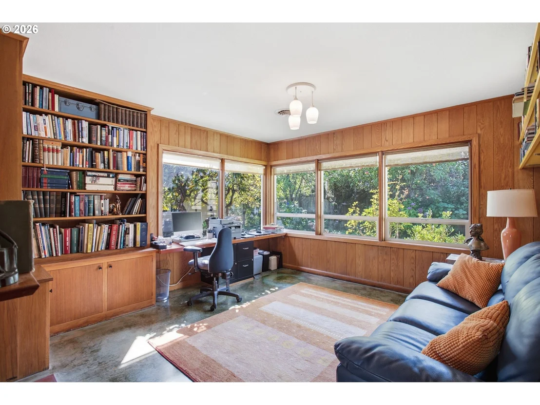 Photo of 60 W 22ND AVE