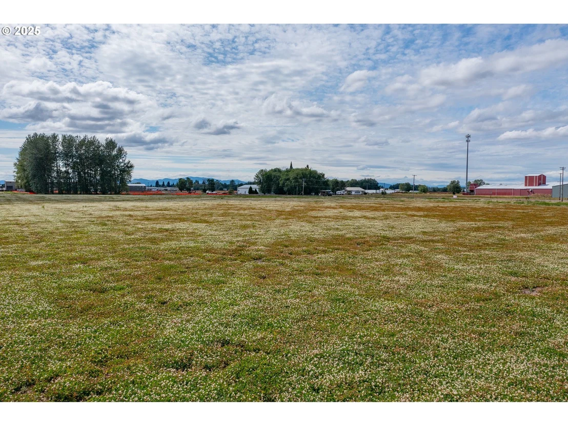 Photo of 32320 Highway 34