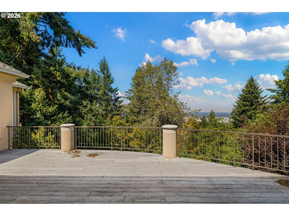Photo of 2663 RIDGEMONT DR