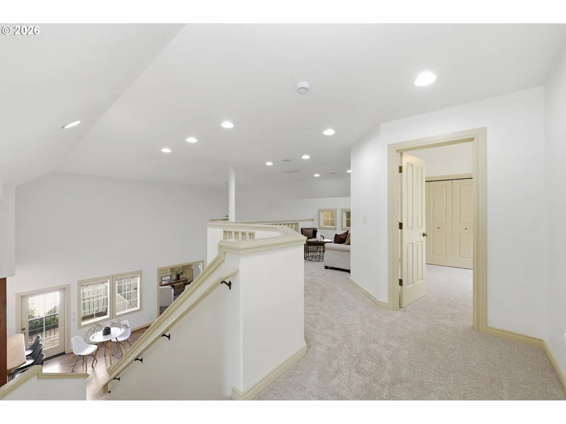 Photo of 441 COVEY LN