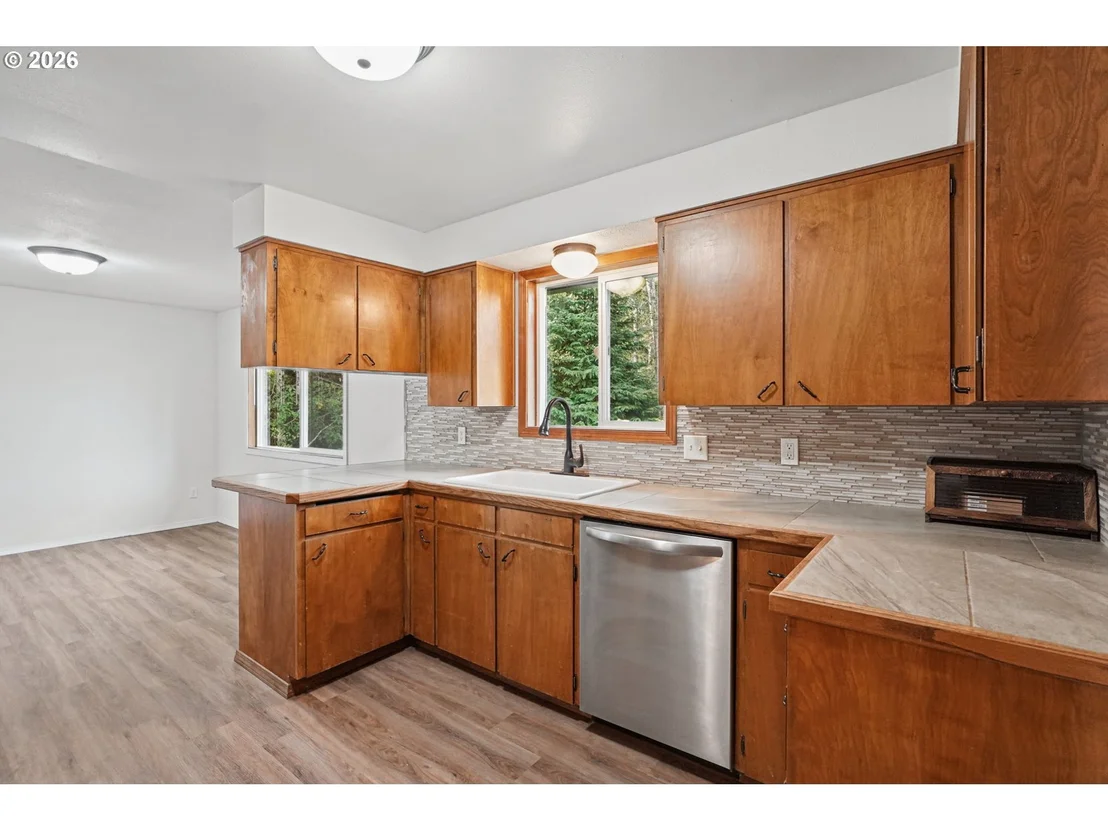 Photo of 840 OCEAN BLVD SE