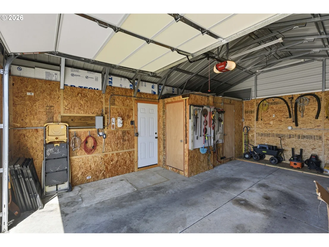 Photo of 2990 KNOTT TER