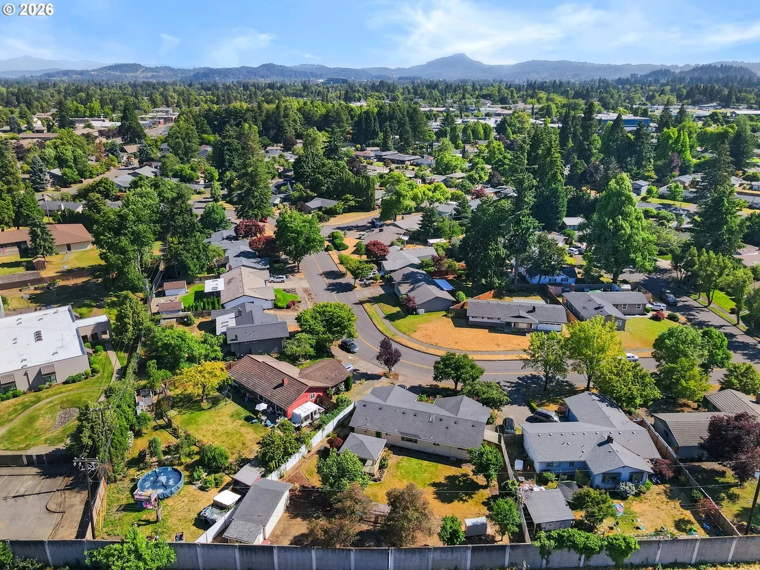 Photo of 2625 ELYSIUM AVE