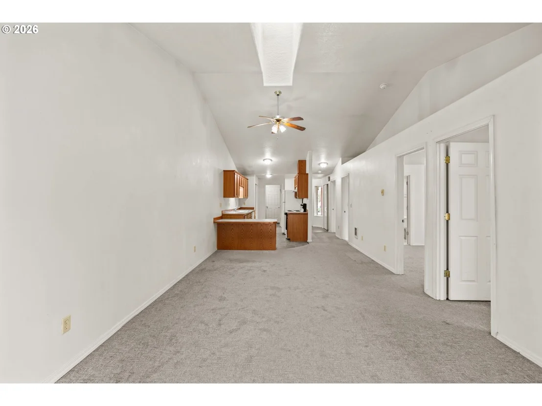 Photo of 630 BENJAMIN AVE