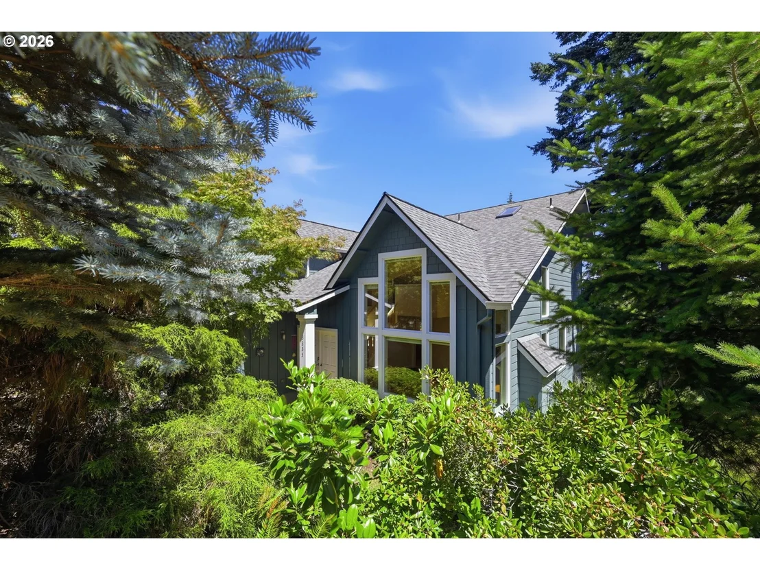 Photo of 3335 BENTLEY AVE