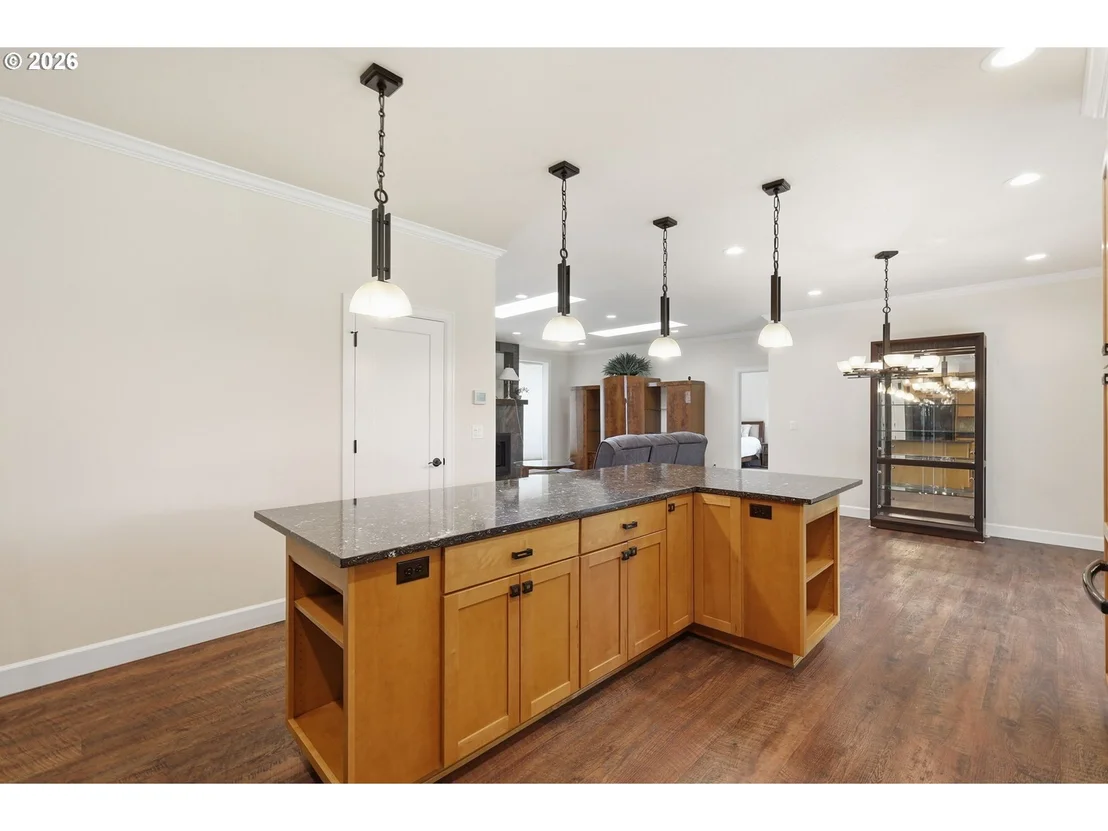 Photo of 106 HANSEN LN