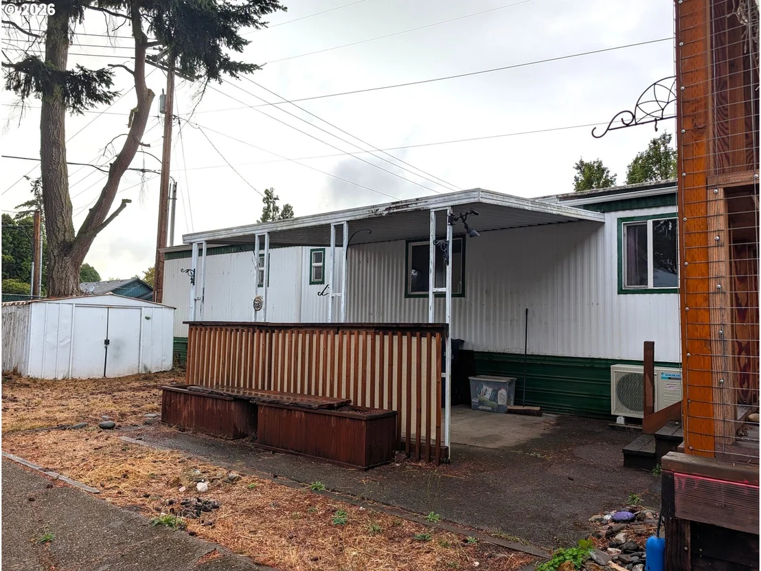 Photo of Unit A at 4531 FRANKLIN BLVD