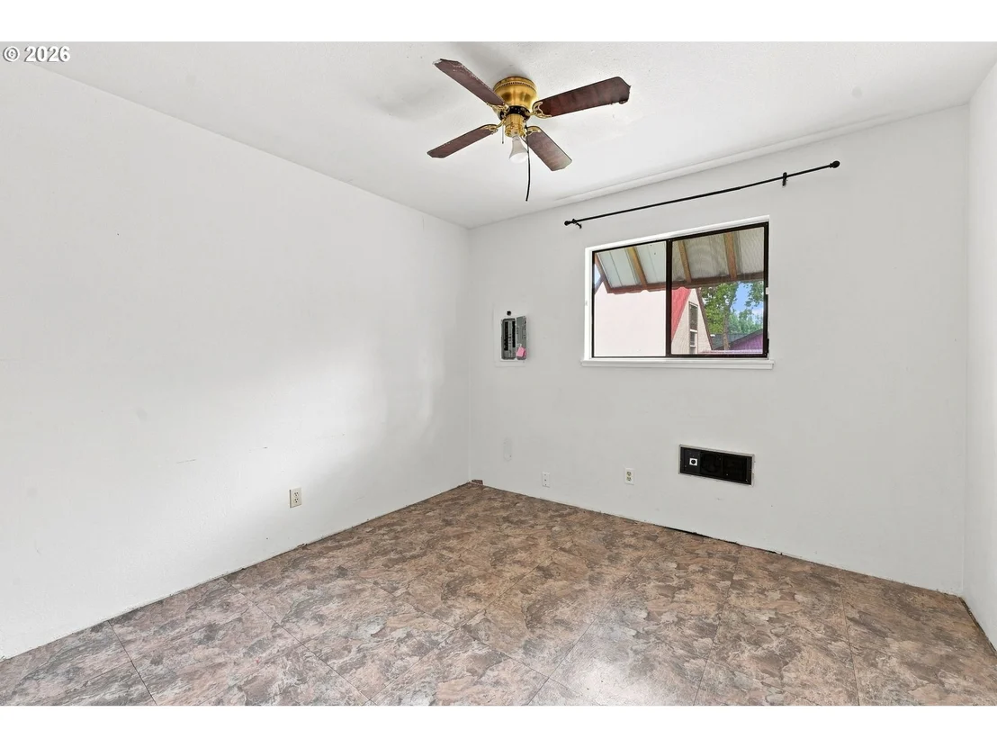 Photo of 828 NW FLORIDA AVE