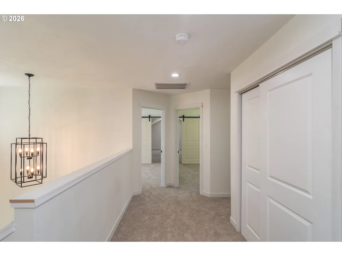 Photo of 492 TERRACE DR