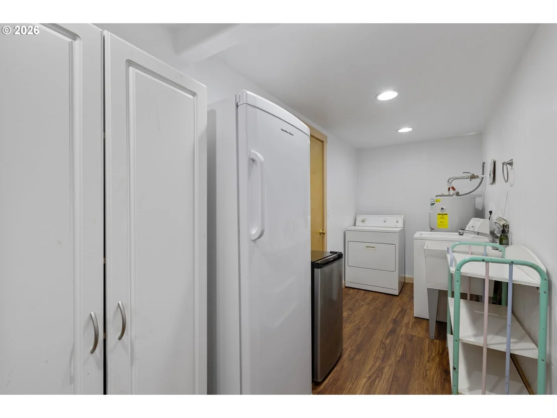 Photo of 220 Faver DR