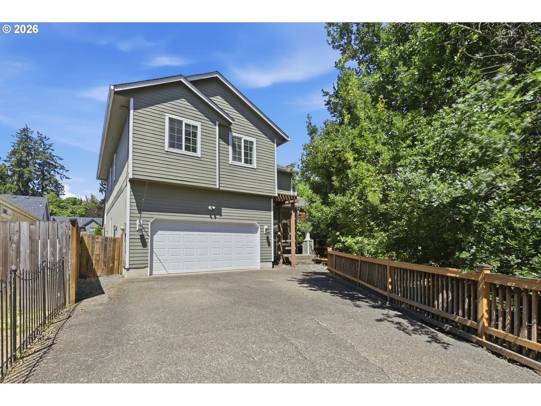 Photo of 4398 SPRING MEADOW AVE