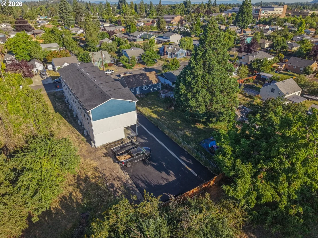Photo of 515 17th ST