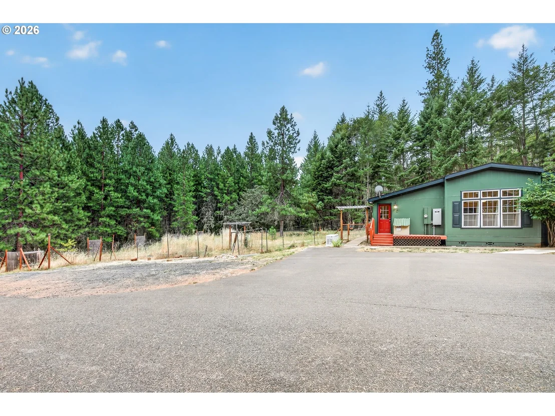 Photo of 530 INGALLS LN