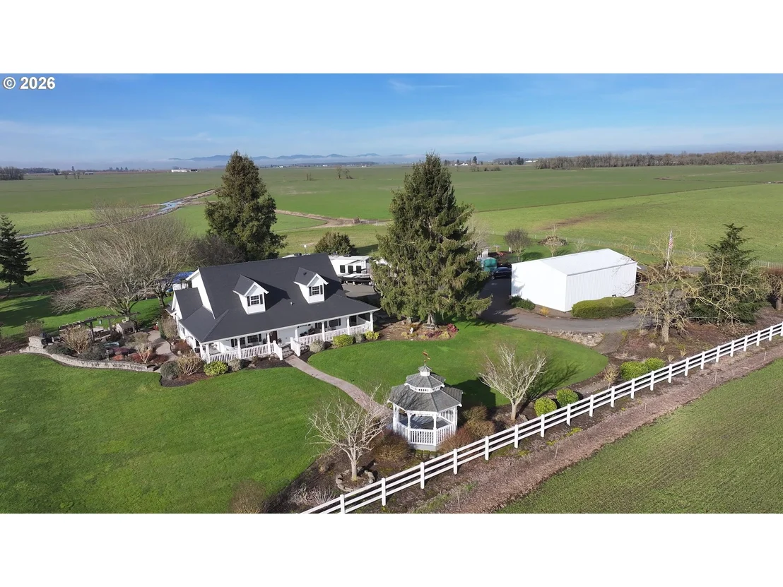 Photo of 33174 LANGMACK RD