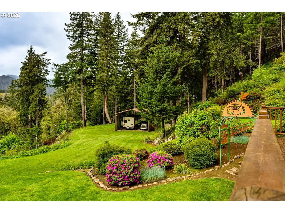 Photo of 49985 MCKENZIE HWY