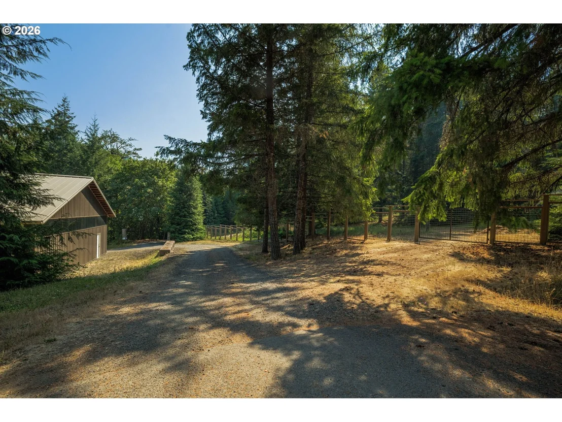 Photo of 24524 HALL RD