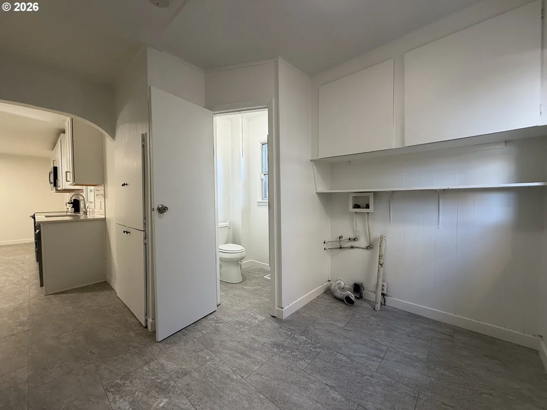Photo of 1341 N CLARK ST